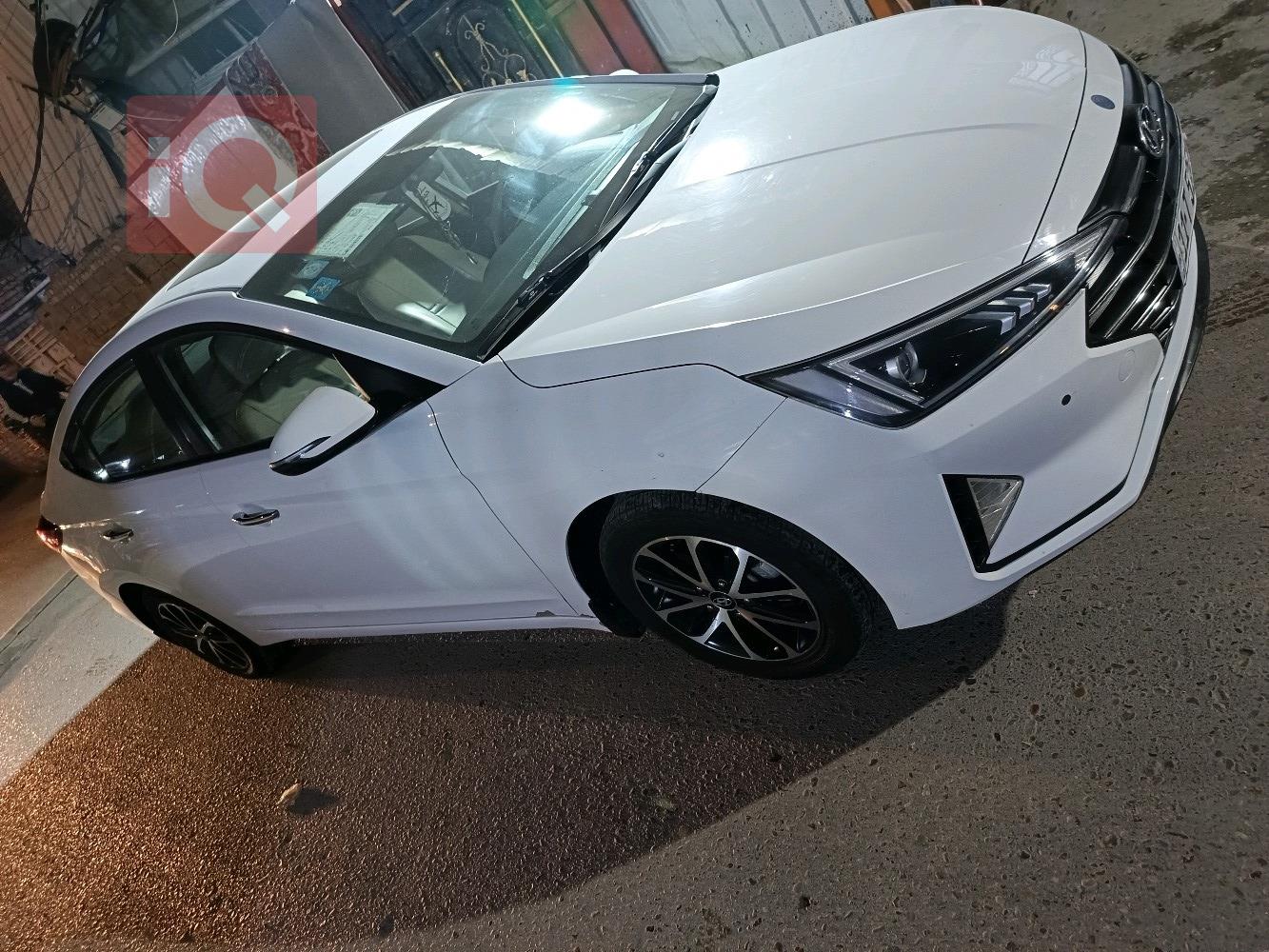 هيونداي النترا